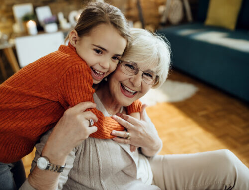 El que da siempre tiene.